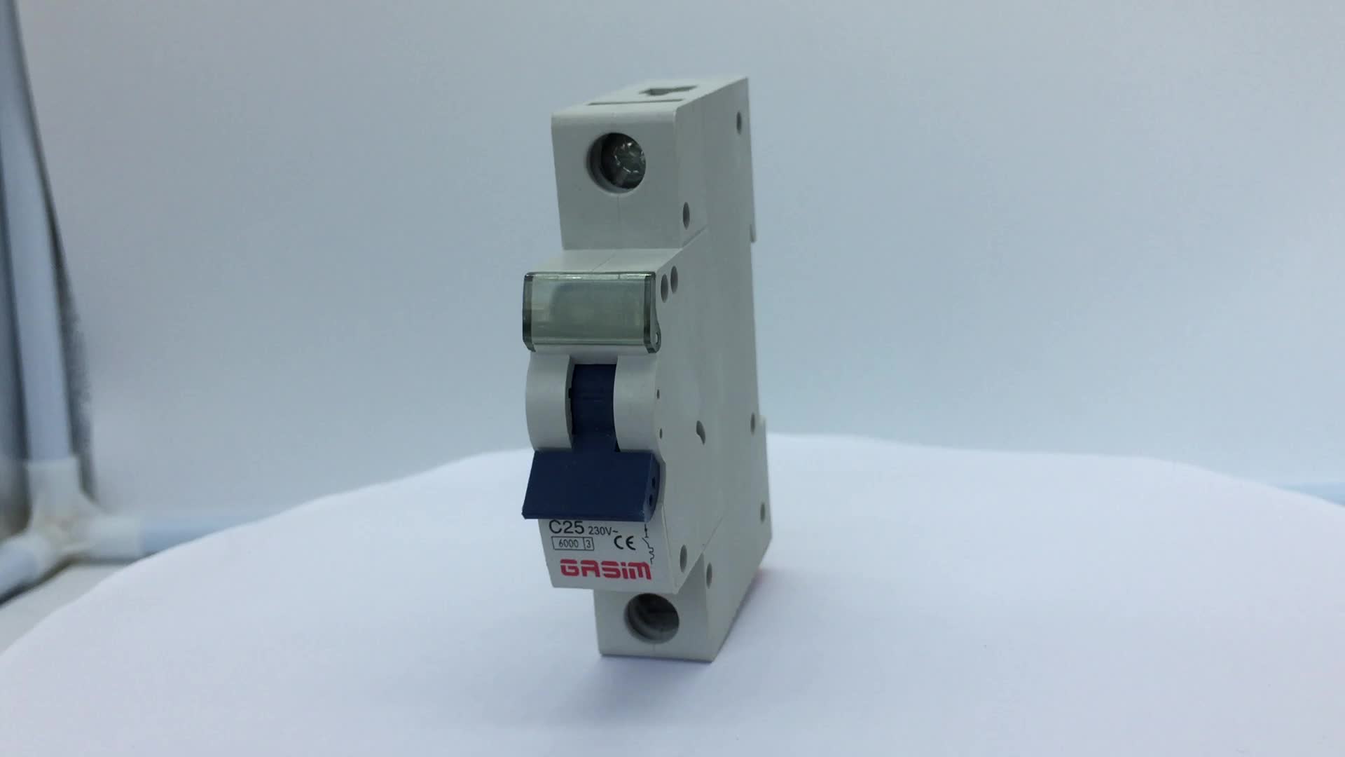 What Is a Circuit Breaker and How Does It Work? 1 What Is a Circuit Breaker and How Does It Work?