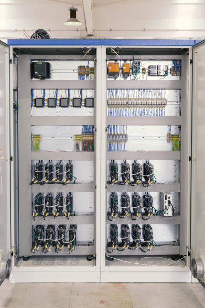 Industrial Control Panel Manufacturers: From NEC 409 Compliance to Factory Acceptance 1 control box with electronics
